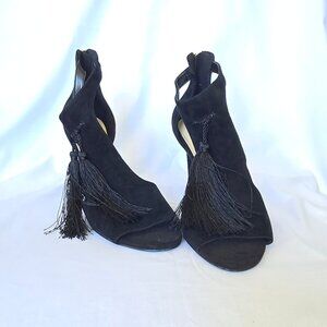 Nine West Tassle Heel